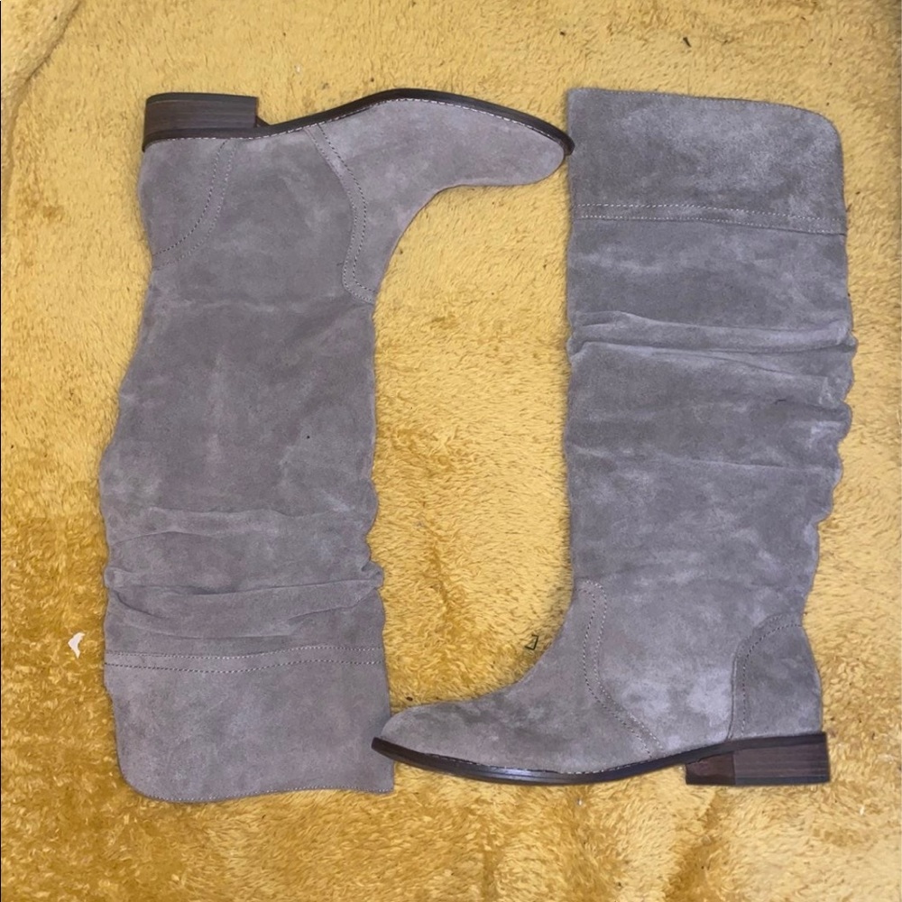 Woman’s Very Volatile leather upper Knee High Boots